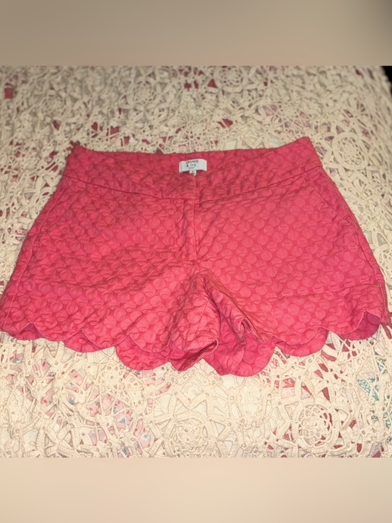 crown & ivy Pants - Crown & Ivy Hot Pink Scalloped Textured Shorts, 2 Petite